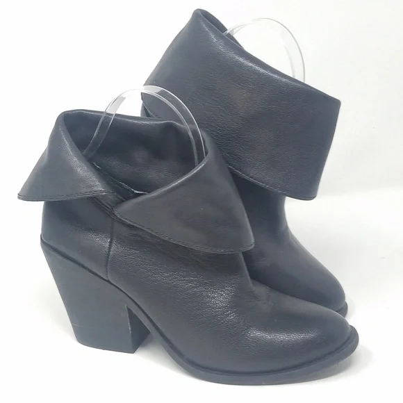 Lucky Brand 7 Ethann Black foldover ankle booties - Picture 4 of 8